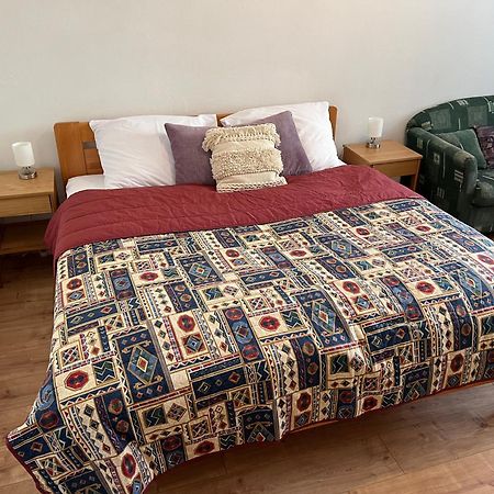 Apartman Rosniarka บันสกา ชีอาว์นีซา ภายนอก รูปภาพ