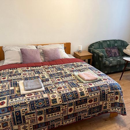 Apartman Rosniarka บันสกา ชีอาว์นีซา ภายนอก รูปภาพ