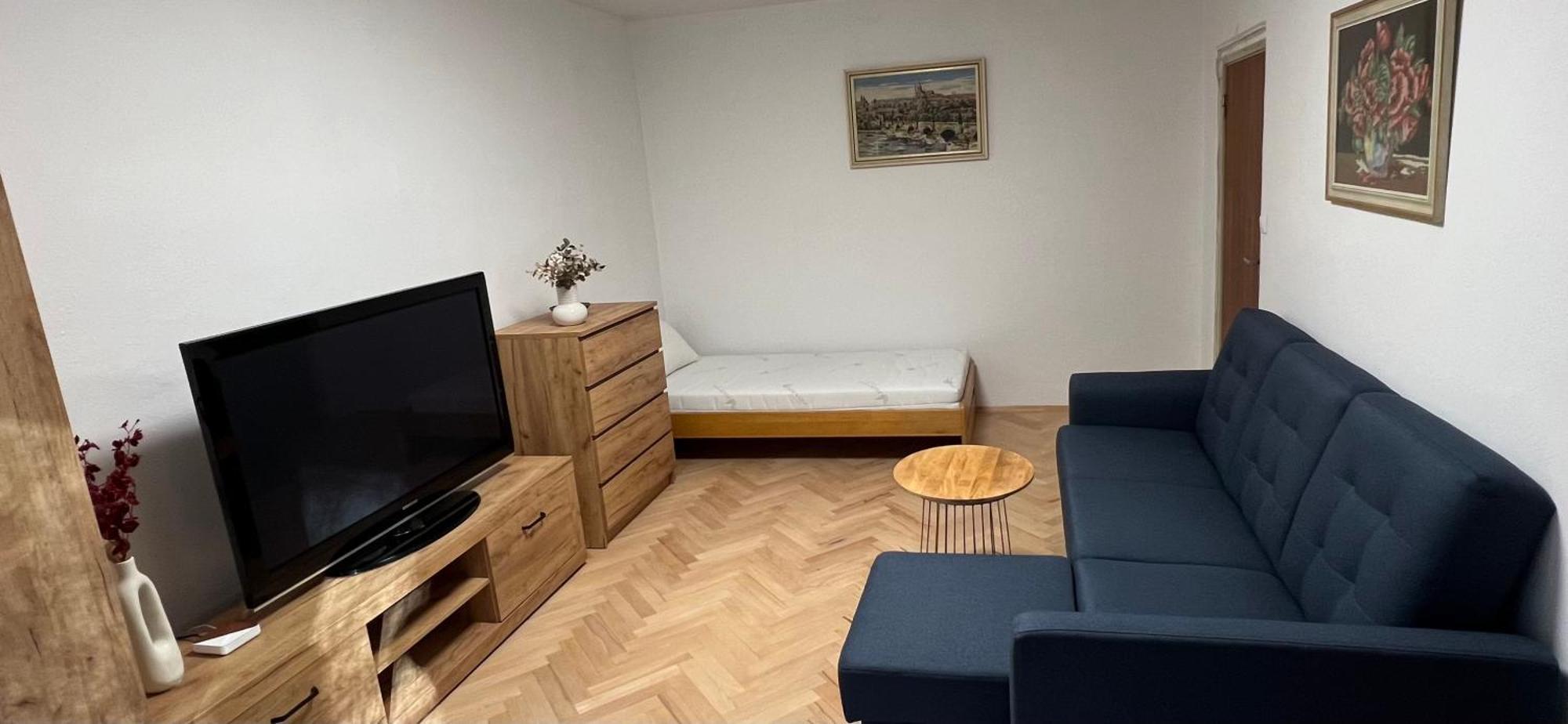 Apartman Rosniarka บันสกา ชีอาว์นีซา ภายนอก รูปภาพ