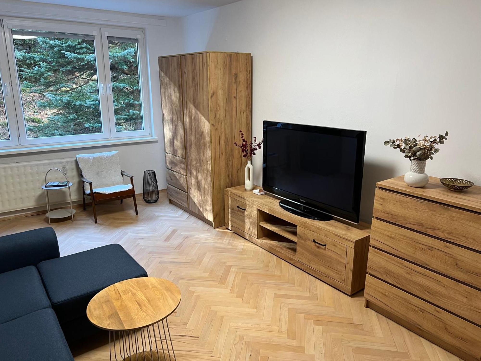 Apartman Rosniarka บันสกา ชีอาว์นีซา ภายนอก รูปภาพ