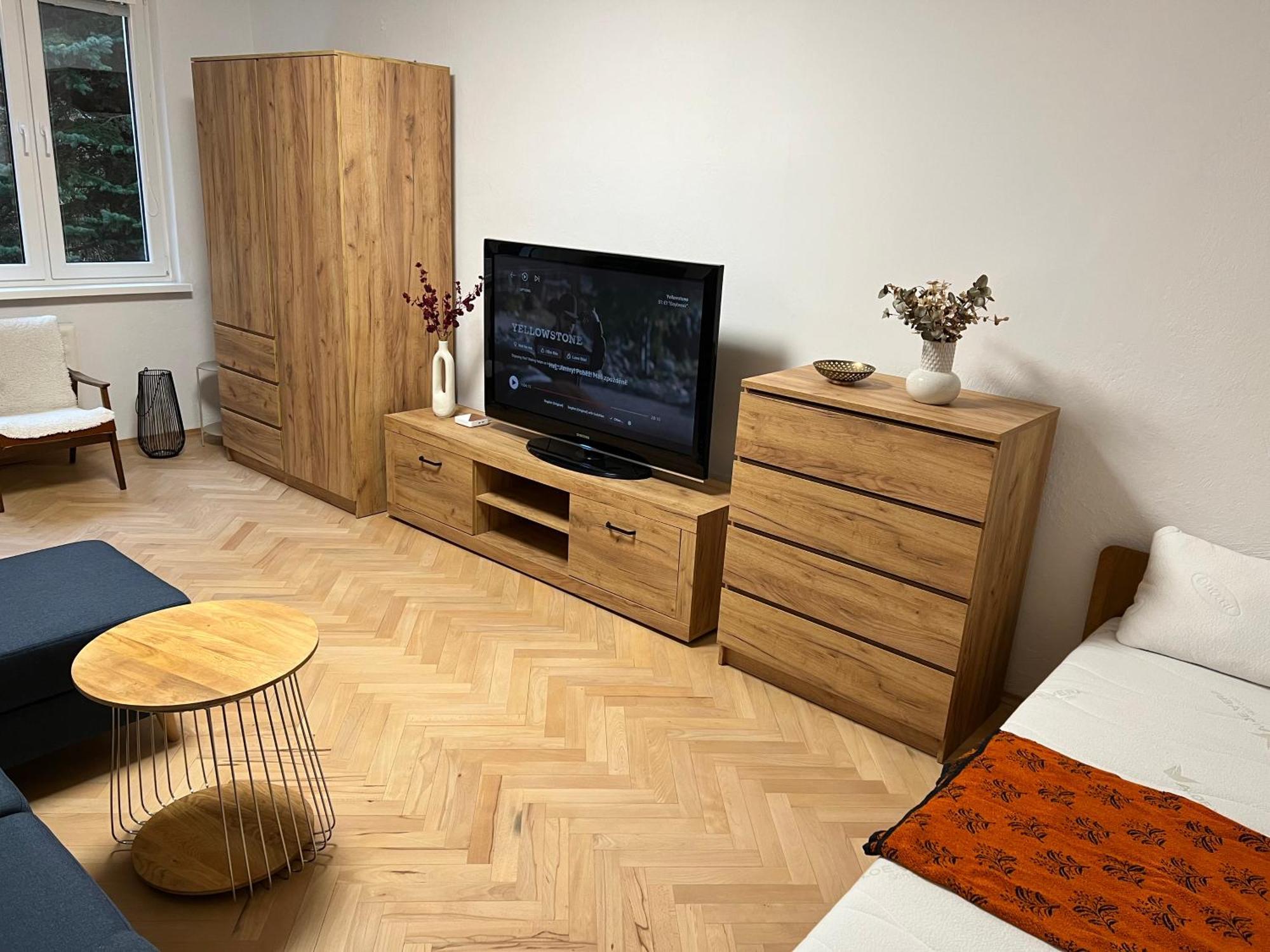 Apartman Rosniarka บันสกา ชีอาว์นีซา ภายนอก รูปภาพ
