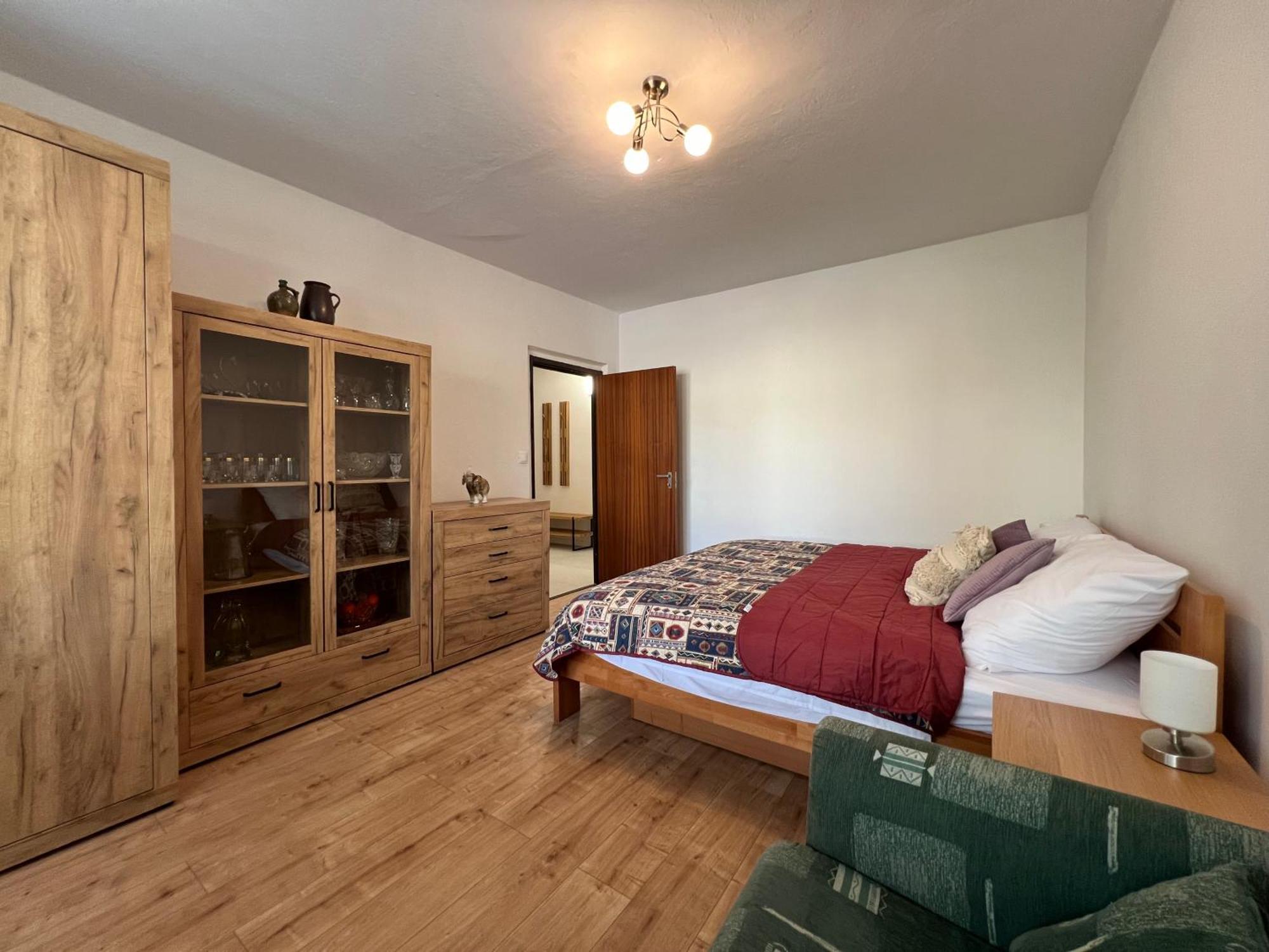 Apartman Rosniarka บันสกา ชีอาว์นีซา ภายนอก รูปภาพ