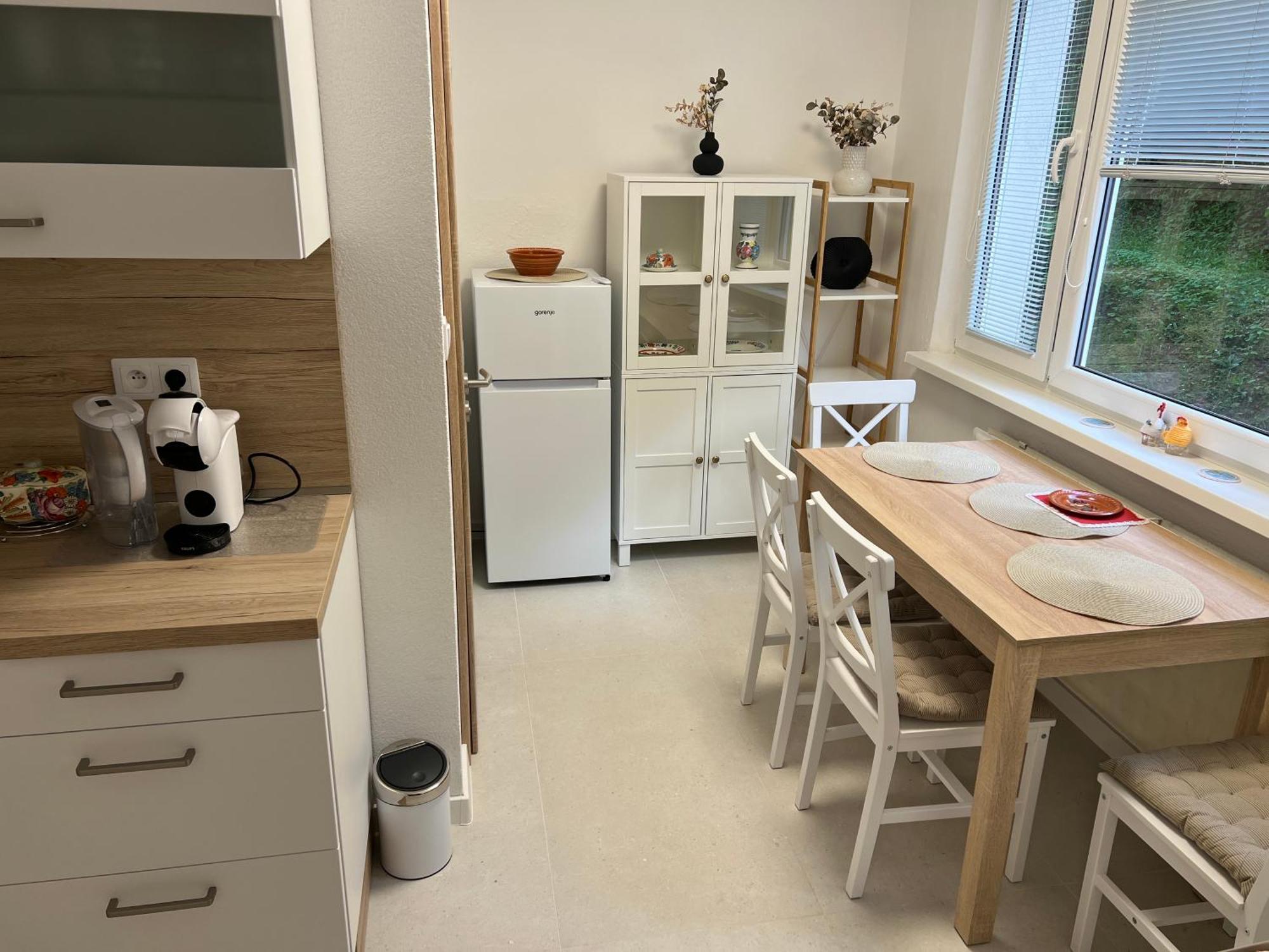 Apartman Rosniarka บันสกา ชีอาว์นีซา ภายนอก รูปภาพ